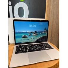 Macbook Air 13”, M1, 256 Gb, Silver 2020